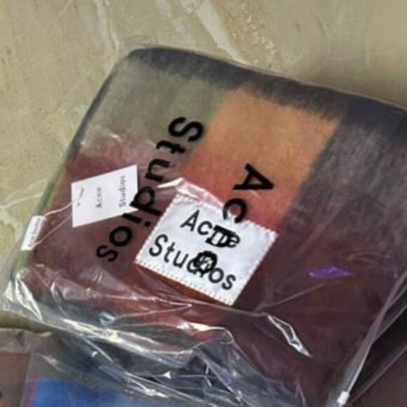 acne studios scarf - Picture 2 of 2